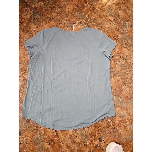Lululemon Love Tee V Neck Blue/Green? Size ?4 Measures 24" Laying Flat (L17) - Picture 4 of 6